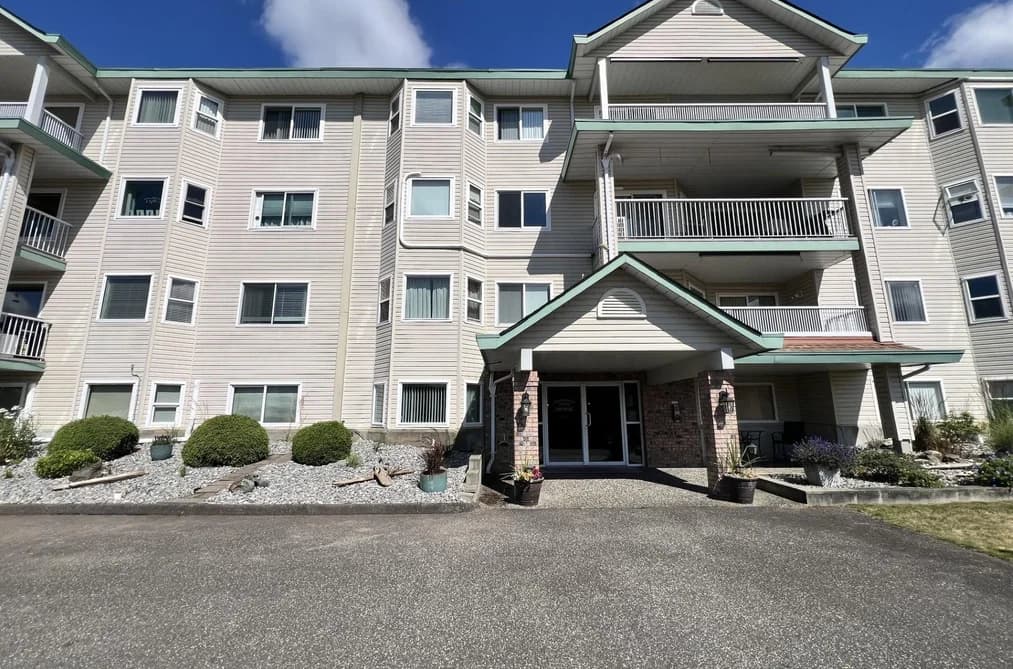 104 46966 YALE ROAD, Chilliwack, BC — Residential for Sale - Photo 2