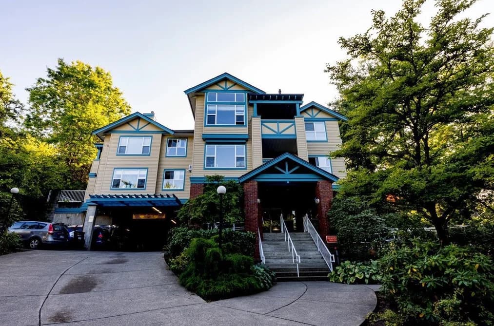 104 5281 OAKMOUNT CRESCENT, Burnaby, BC — Residential for Sale - Main Photo