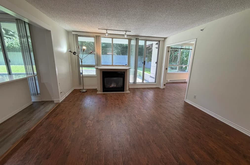 104 555 AUSTIN AVENUE, Coquitlam, BC — Residential for Sale - Photo 2