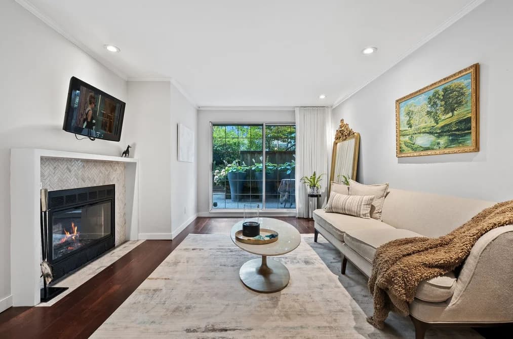 104 925 W 15TH AVENUE, Vancouver, BC — Residential for Sale - Photo 2