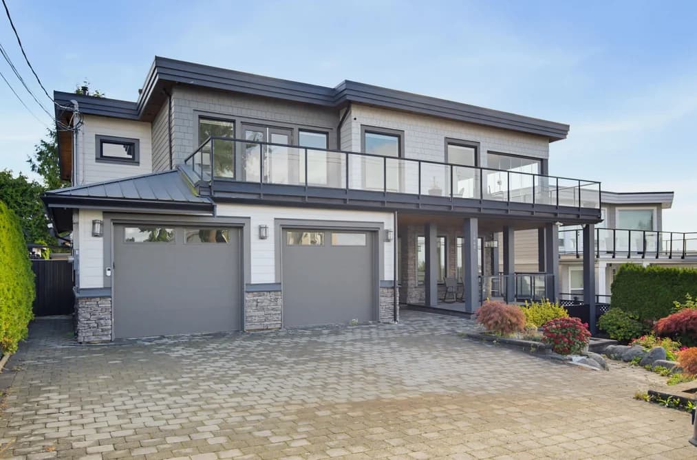 1040 LEE STREET, White Rock, BC — Residential for Sale - Photo 2