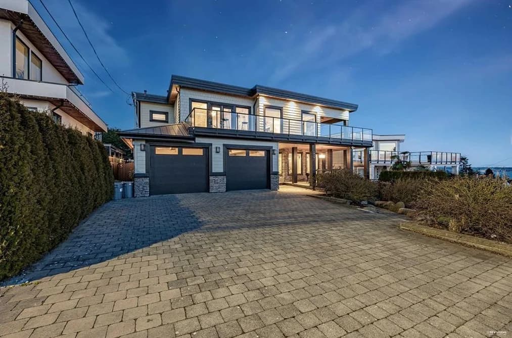 1040 LEE STREET, White Rock, BC — Residential for Sale - Photo 2