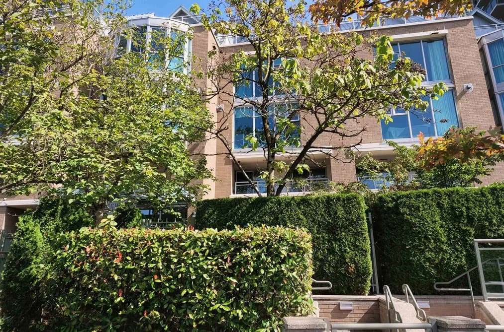 1040 QUEBEC STREET, Vancouver, BC — Residential for Sale - Photo 2