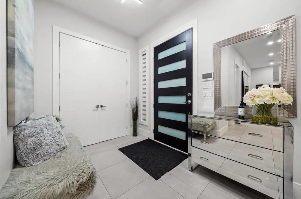 1041 STEWART AVENUE, Coquitlam, BC — Residential for Sale - Photo 2