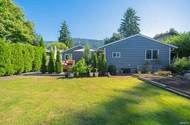 House for sale at 1043 Belvedere Drive North Vancouver British Columbia - MLS: R3152361