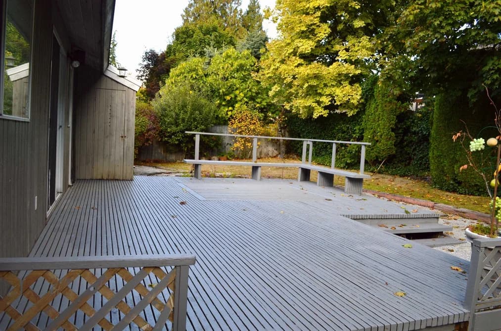 10430 FRASERGLEN DRIVE, Surrey, BC — Residential for Sale - Photo 2