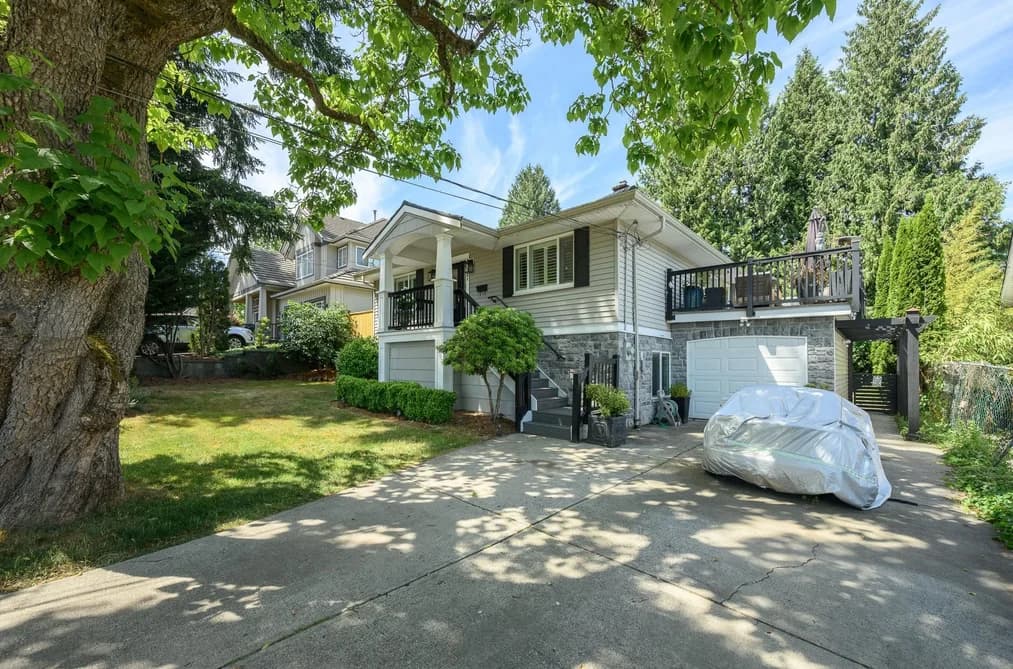 1047 WINSLOW AVENUE, Coquitlam, BC — Residential for Sale - Main Photo