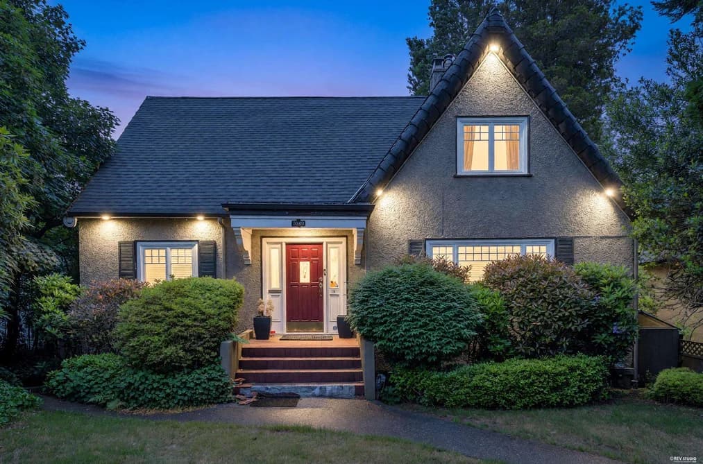 1049 W 33RD AVENUE, Vancouver, BC — Residential for Sale - Main Photo