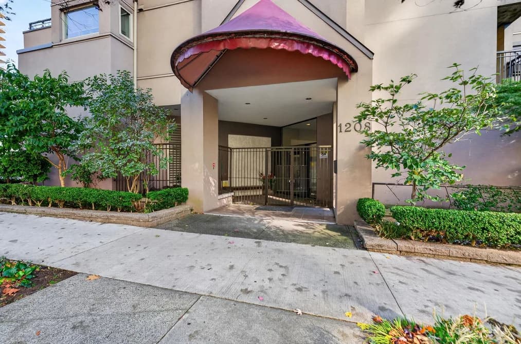 105 1208 BIDWELL STREET, Vancouver, BC — Residential for Sale - Photo 2