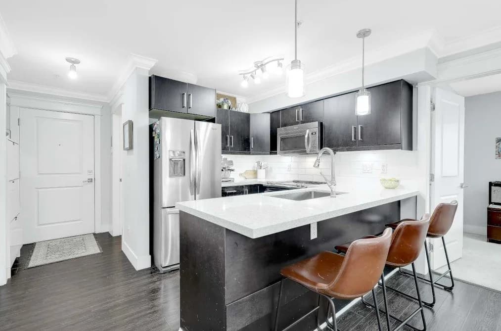 105 2268 SHAUGHNESSY STREET, Port Coquitlam, BC — Residential for Sale - Main Photo