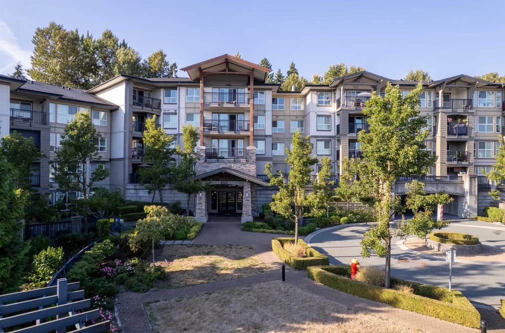 105 3050 DAYANEE SPRINGS BOULEVARD, Coquitlam, BC — Residential for Sale - Main Photo
