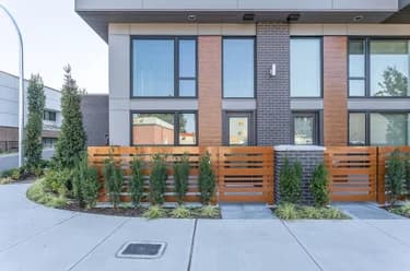 Condo for sale at 105 32838 Ventura Avenue Abbotsford British Columbia - MLS: R3134641