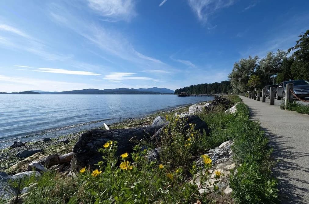 105 5160 DAVIS BAY ROAD, Sechelt, BC — Residential for Sale - Main Photo