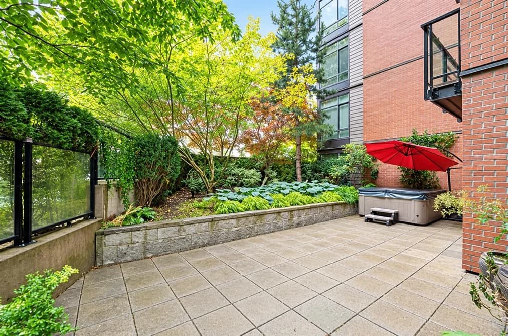 105 733 W 3RD STREET, North Vancouver, BC — Residential for Sale - Main Photo