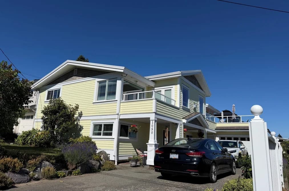 1050 PARKER STREET, White Rock, BC — Residential for Sale - Main Photo