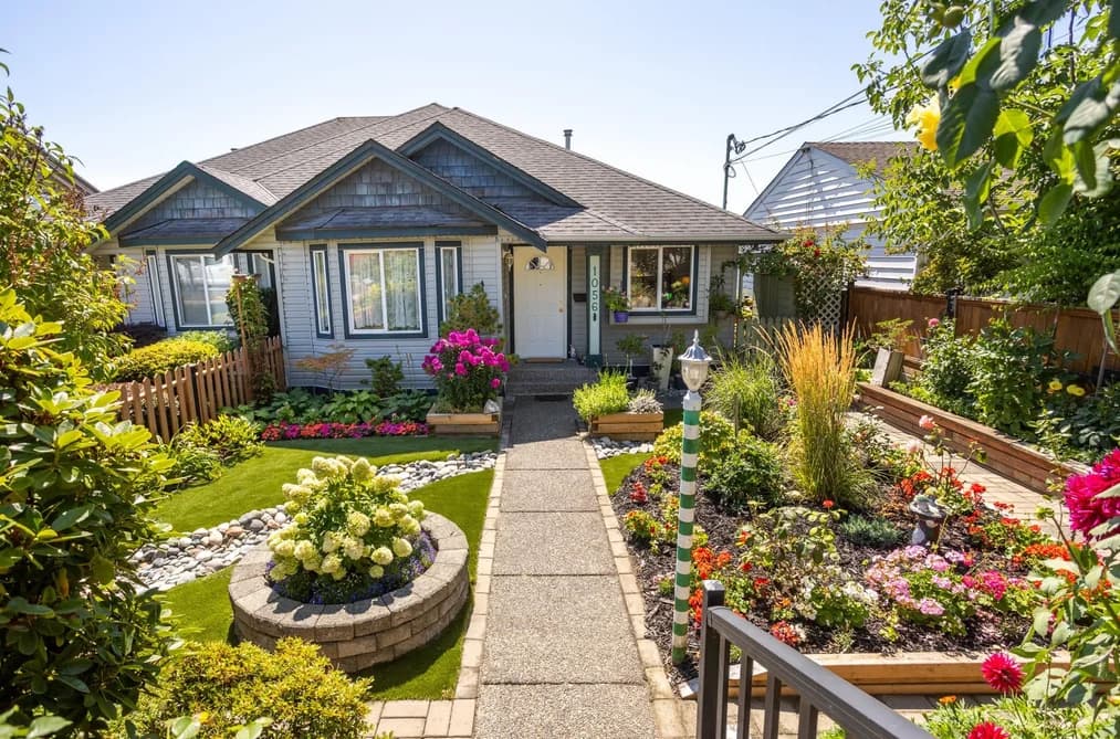 1056 WALLS AVENUE, Coquitlam, BC — Residential for Sale - Main Photo