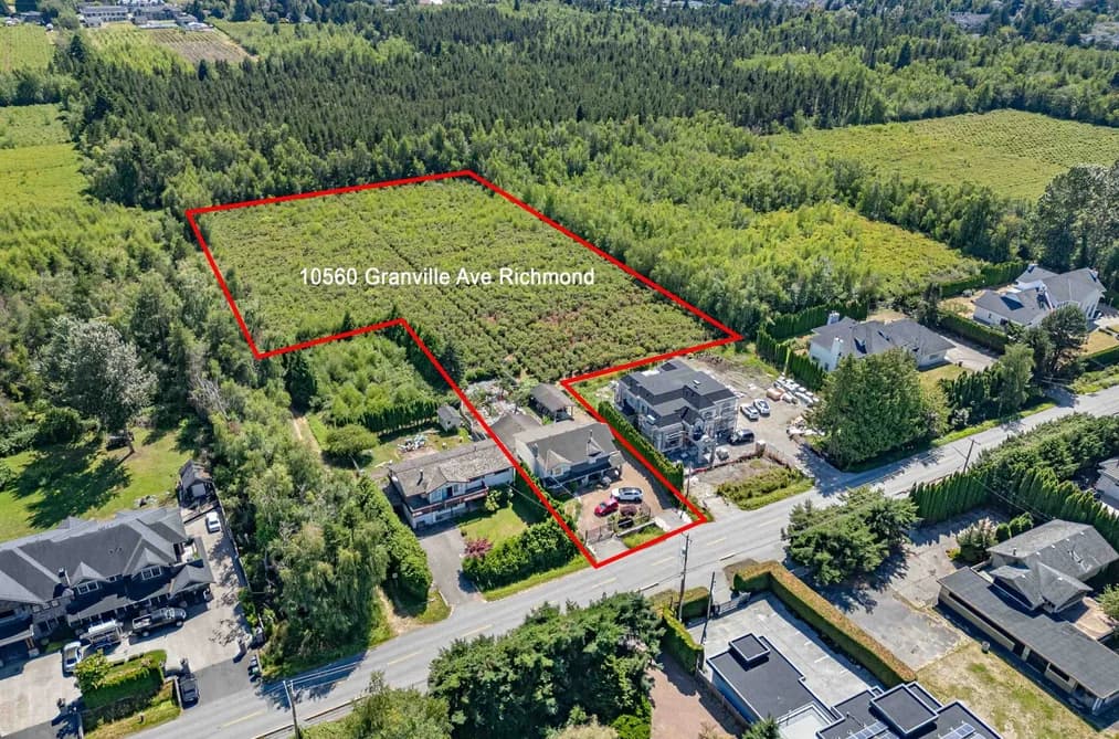 10560 GRANVILLE AVENUE, Richmond, BC — Residential for Sale - Photo 2