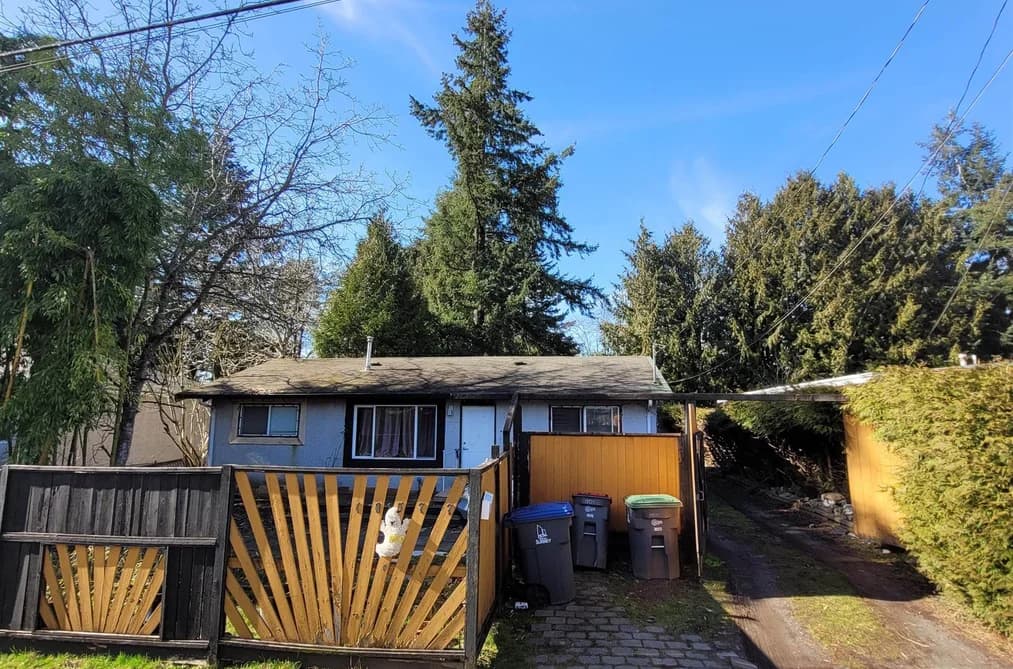 10577 138A STREET, Surrey, BC — Residential for Sale - Photo 2