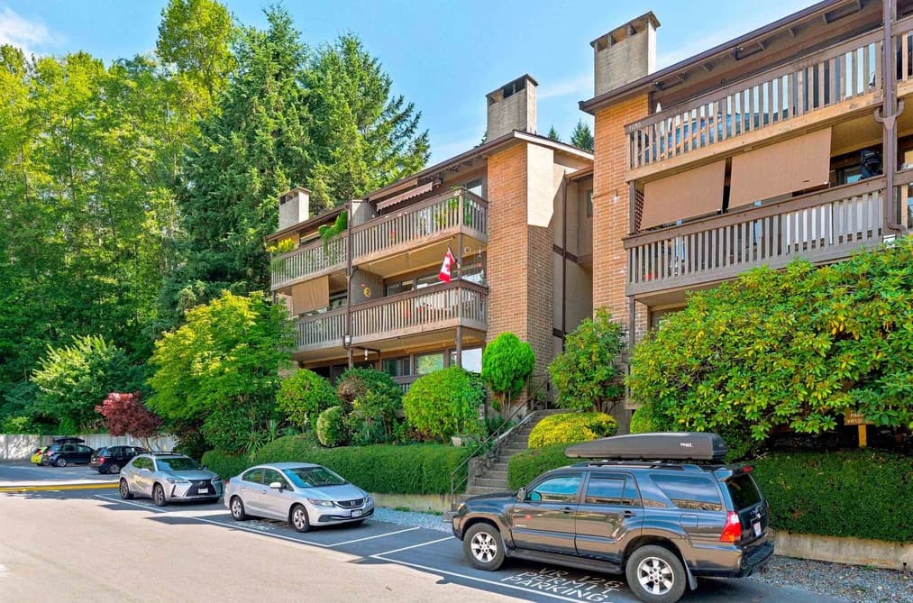 1059 OLD LILLOOET ROAD, North Vancouver, BC — Residential for Sale - Photo 2