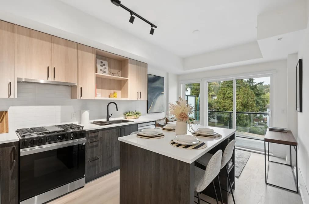 106 1100 CLARKE ROAD, Vancouver, BC — Residential for Sale - Photo 2