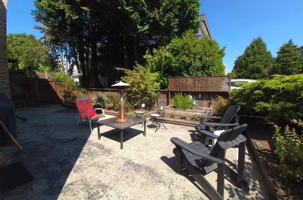 106 15265 ROPER AVENUE, White Rock, BC — Residential for Sale - Photo 2