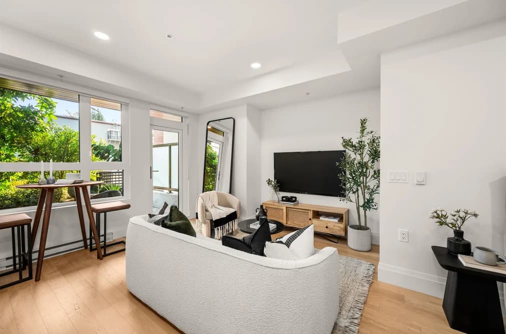 106 2550 GARDEN DRIVE, Vancouver, BC — Residential for Sale - Main Photo