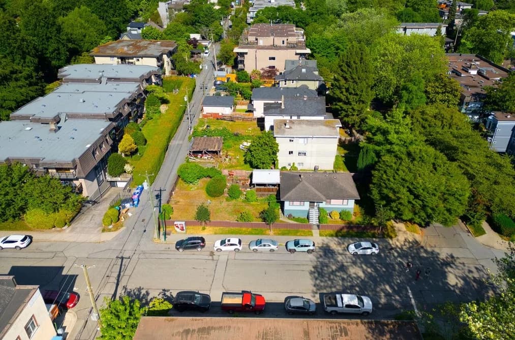 106 N TEMPLETON DRIVE, Vancouver, BC — Residential for Sale - Photo 2