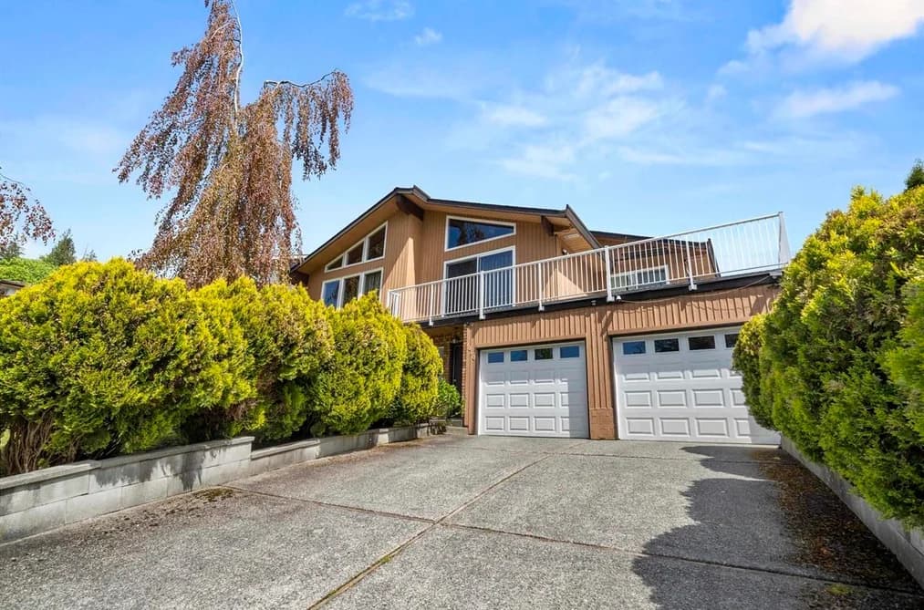 1060 AYSHIRE DRIVE, Burnaby, BC — Residential for Sale - Main Photo