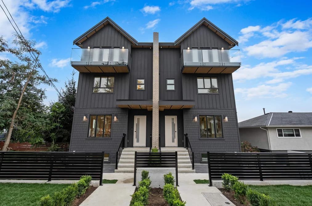 1 1060 STRATFORD AVENUE, Burnaby, BC — Residential for Sale - Main Photo