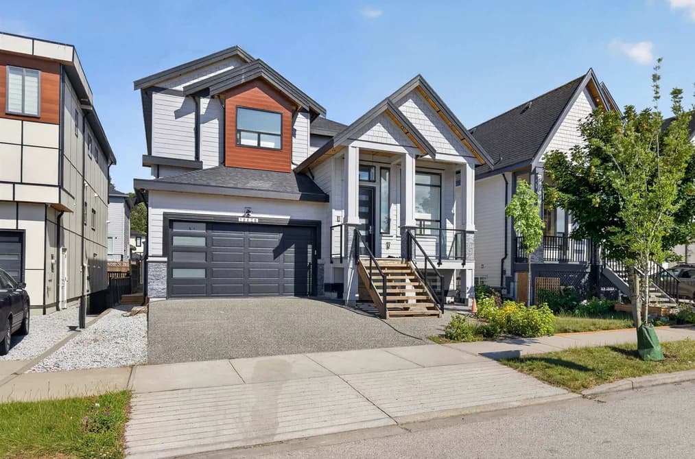 10628 124 STREET, Surrey, BC — Residential for Sale - Photo 2