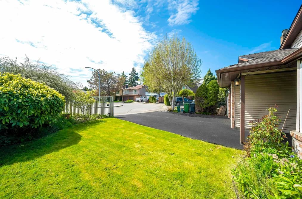 10651 CANSO CRESCENT, Richmond, BC — Residential for Sale - Photo 2