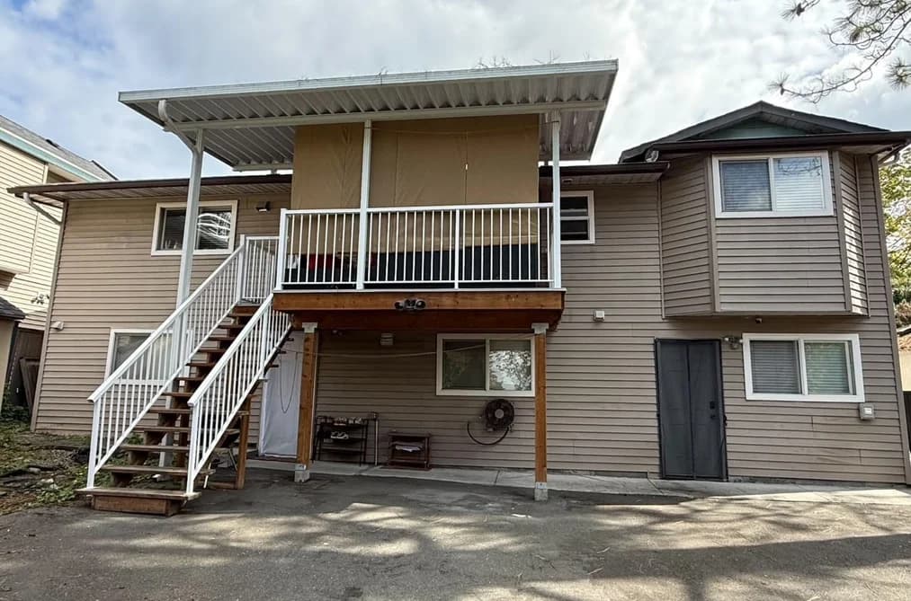 10663 138 STREET, Surrey, BC — Residential for Sale - Photo 2