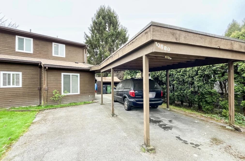 10680 WHISTLER COURT, Richmond, BC — Residential for Sale - Photo 2