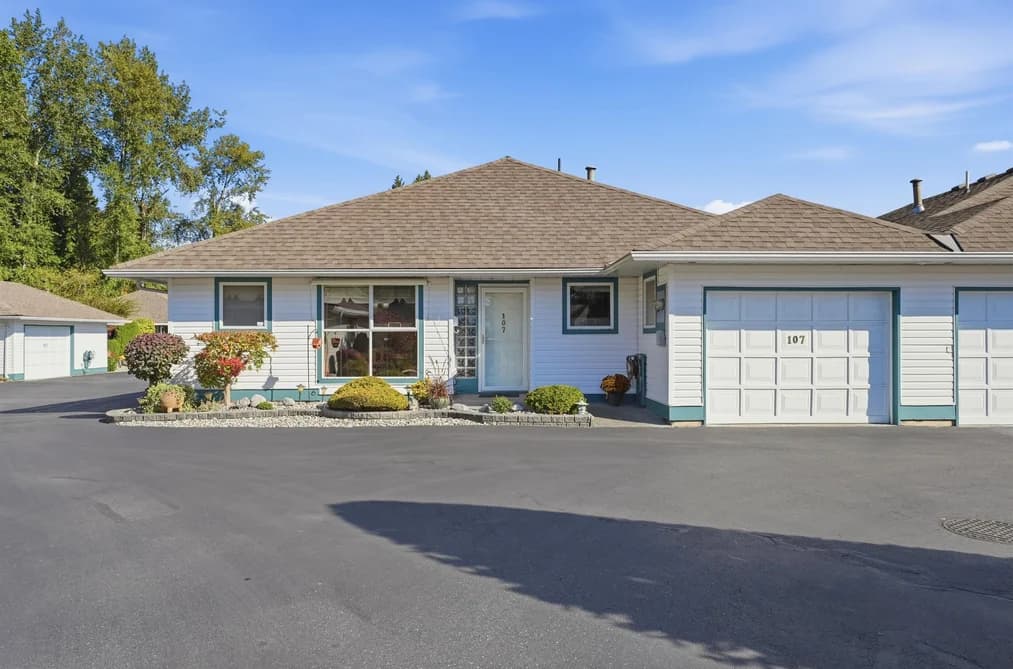 107 10172 141 STREET, Surrey, BC — Residential for Sale - Photo 2