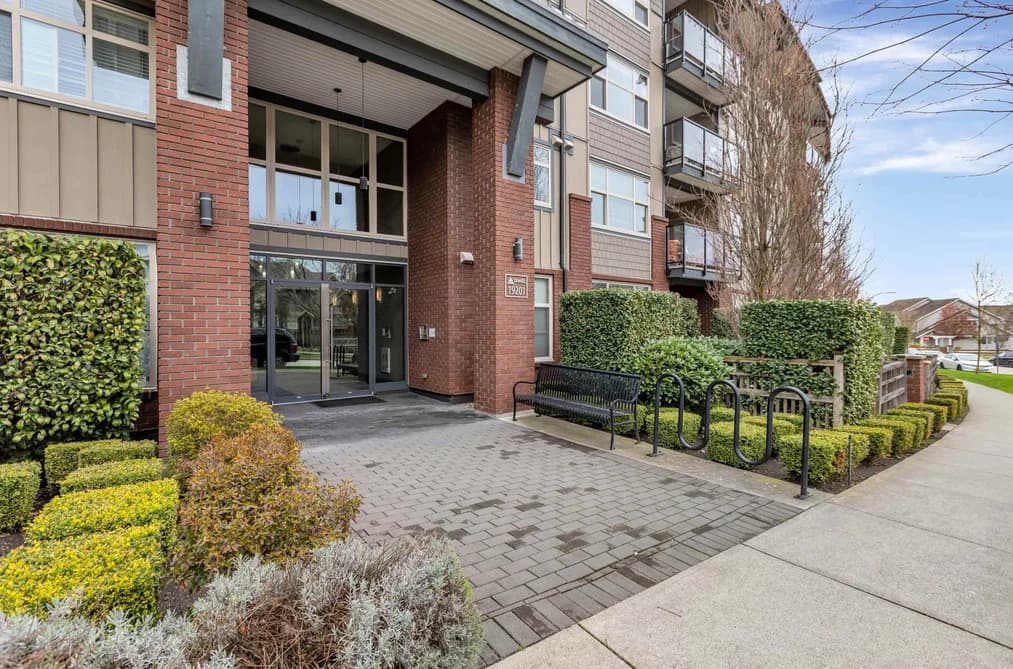 107 19201 66A AVENUE, Surrey, BC — Residential for Sale - Photo 2
