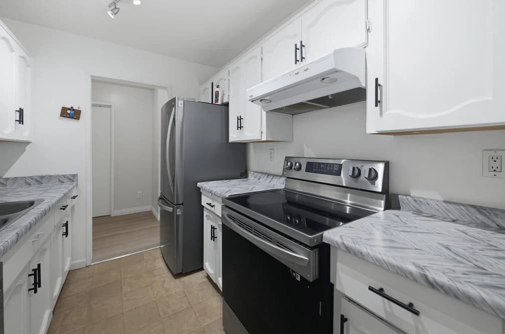 107 32124 TIMS AVENUE, Abbotsford, BC — Residential for Sale - Photo 2