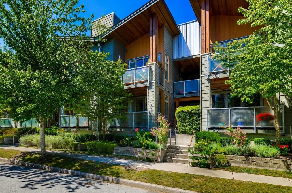 107 40147 GOVERNMENT ROAD, Squamish, BC — Residential for Sale - Photo 2