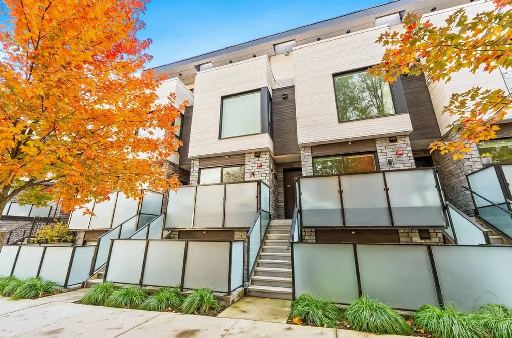 107 650 E 2ND STREET, North Vancouver, BC — Residential for Sale - Main Photo