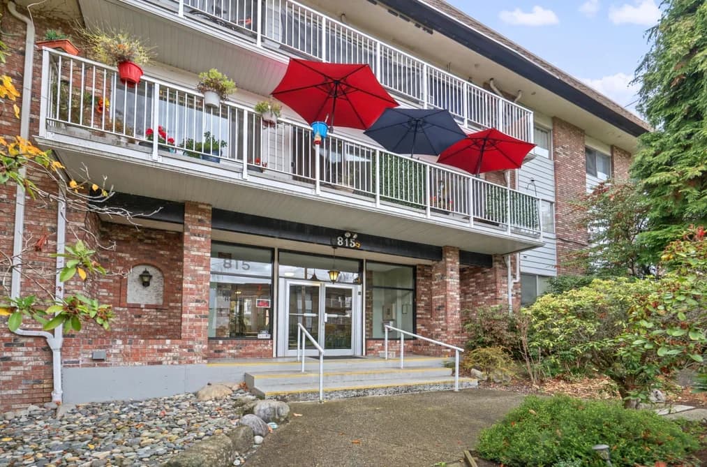 107-815 Fourth Avenue, New Westminster, BC - Condo for Sale - Photo 2 of 27 107-815 Fourth Avenue, New Westminster, BC - Condo for Sale - Photo 2 of 27