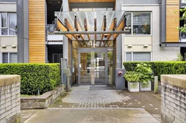 Condo for sale at 107 9168 Slopes Mews Burnaby British Columbia - MLS: R3122608