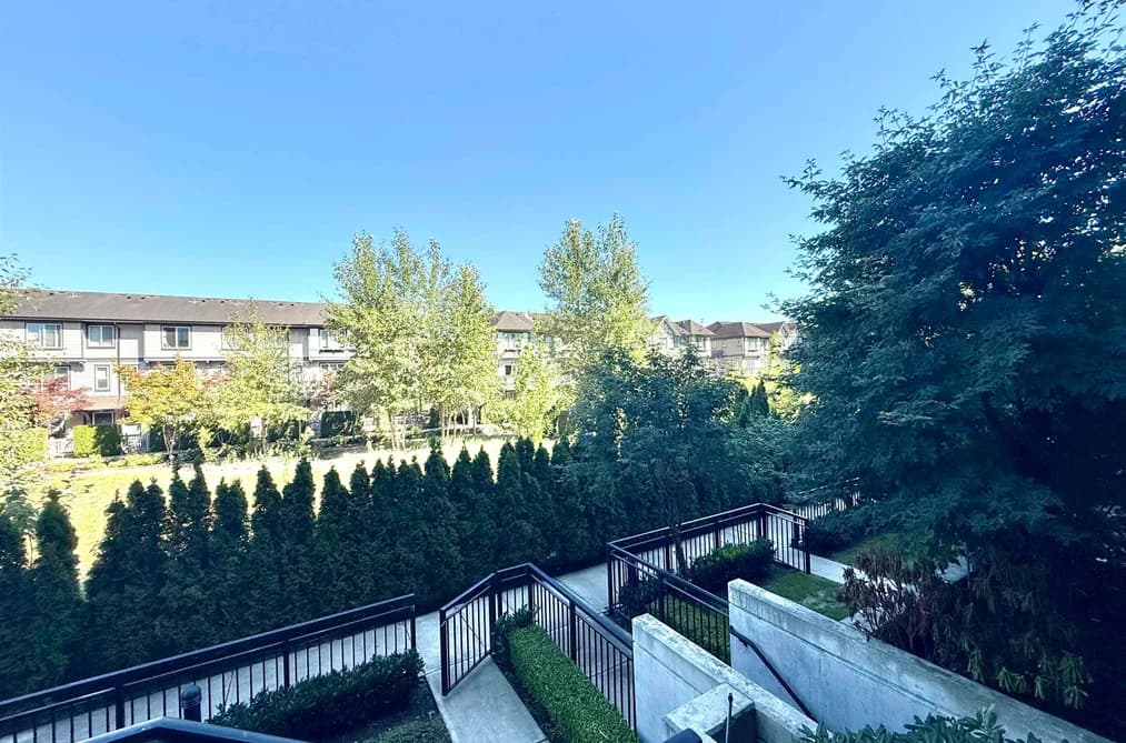 107 9500 TOMICKI AVENUE, Richmond, BC — Residential for Sale - Photo 2