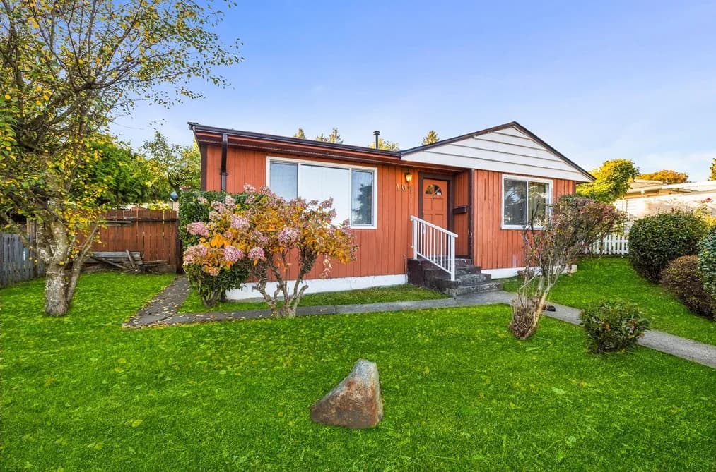 107 SAPPER STREET, New Westminster, BC — Residential for Sale - Main Photo