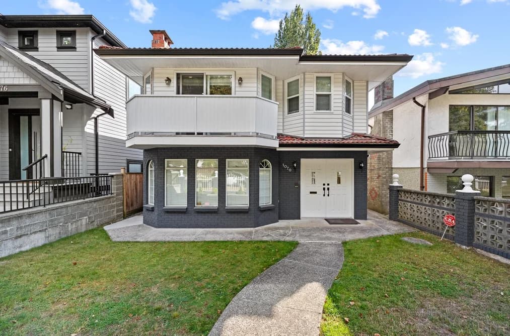 1070 E 40TH AVENUE, Vancouver, BC — Residential for Sale - Main Photo