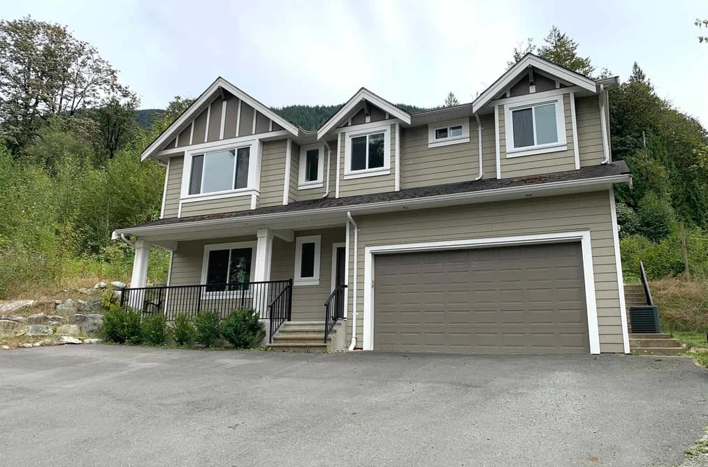 10710 SYLVESTER ROAD, Mission, BC — Residential for Sale - Photo 2