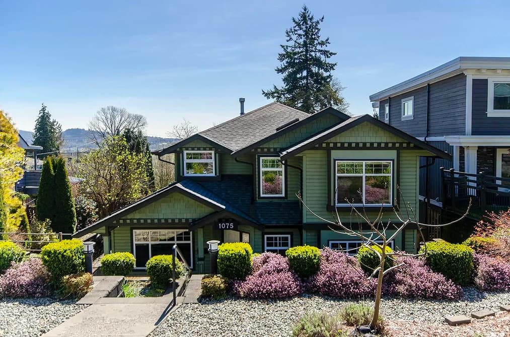 1075 ADDERLEY STREET, North Vancouver, BC — Residential for Sale - Photo 2