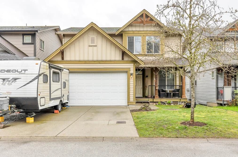 10777 ERSKINE STREET, Maple Ridge, BC — Residential for Sale - Main Photo