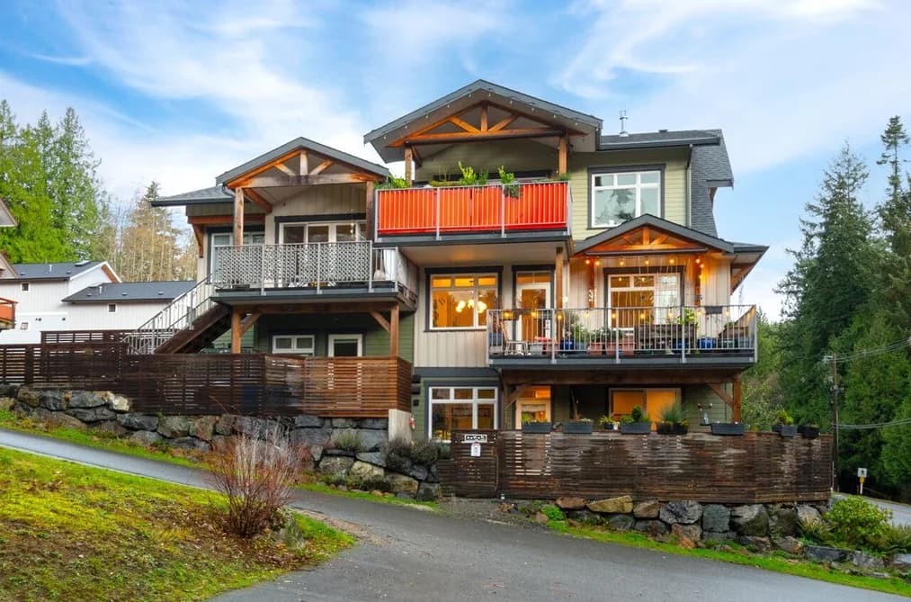 1078 FOXGLOVE LANE, Bowen Island, BC — Residential for Sale - Main Photo