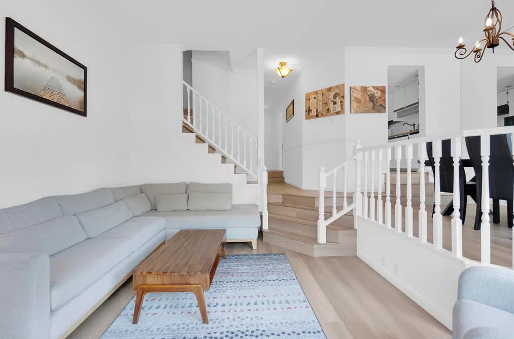 108 216 E 6TH STREET, North Vancouver, BC — Residential for Sale - Photo 2