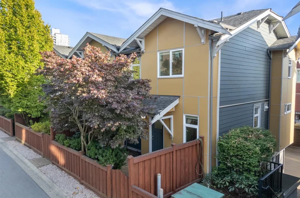 108 801 RODERICK AVENUE, Coquitlam, BC — Residential for Sale - Photo 2