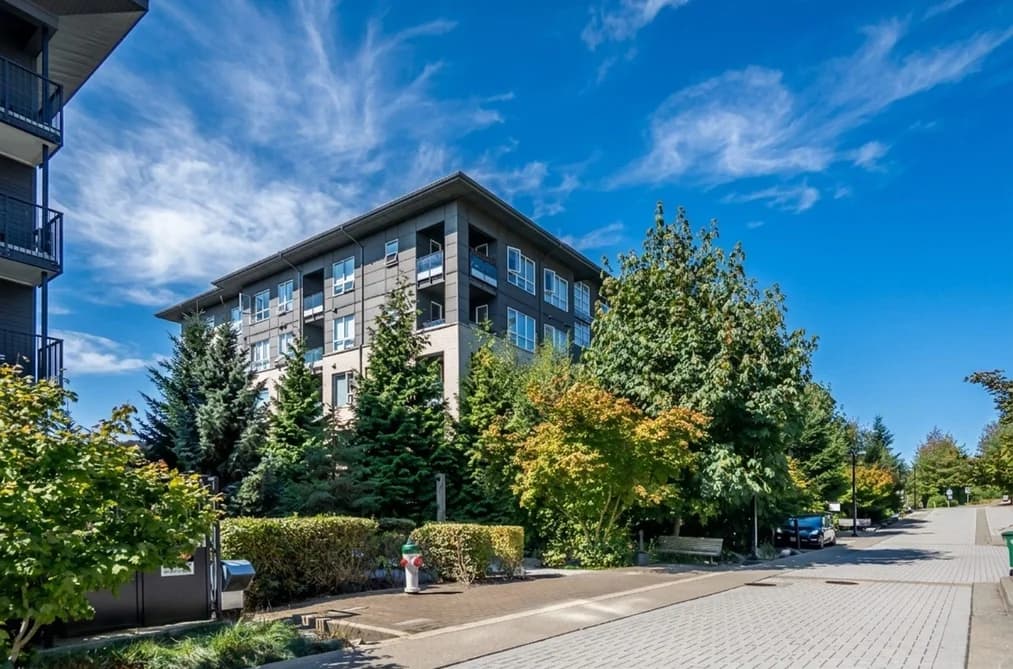 108 9168 SLOPES MEWS, Burnaby, BC — Residential for Sale - Main Photo